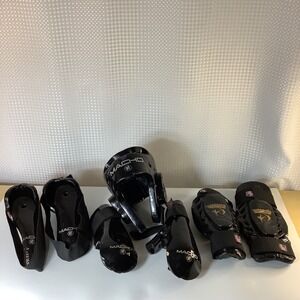 Macho Warrior Full Body Gear Martial Arts Sparring Medium Youth 7 Piece